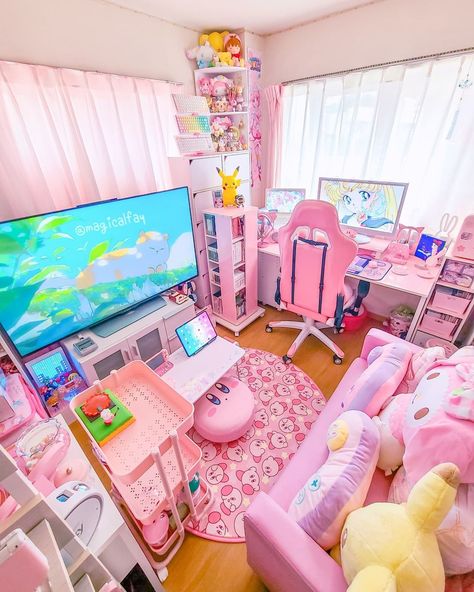 Kawaii Room Ideas, Desk Organisation, Kawaii Bedroom, Gaming Room Decor, Gamer Setup, Otaku Room, Gamer Room Decor, Video Game Room Design, Gaming Setups