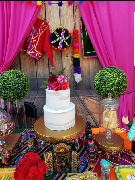 Peru Themed Party, Peruvian Theme Party, Peruvian Birthday Party, Peru Decorations Ideas, Peruvian Wedding Ideas, Peruvian Wedding, Debut Ideas, Quince, Mom Birthday