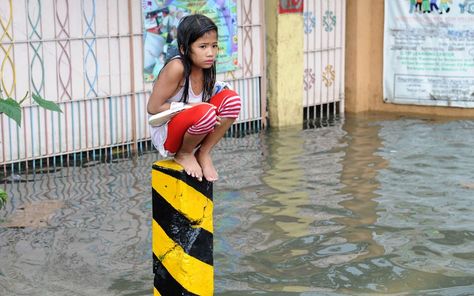 Monsoon Rain, Epic Fails Funny, Pictures Of The Week, Half Time, Photojournalism, One In A Million, Photo Editor, Manila, Tie Dye Skirt