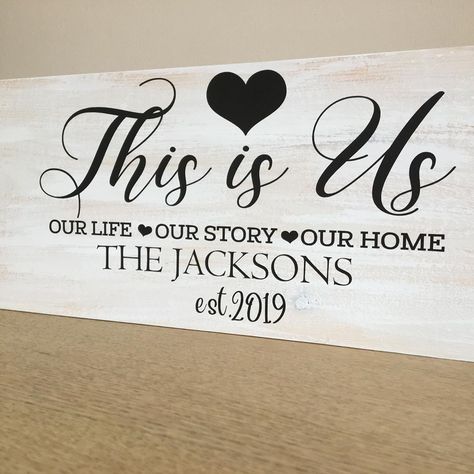 Diy Wooden Wedding Gifts, Wedding Gifts Cricut, Cricut Wedding Gifts, Newlywed Signs For House, Personalized Wedding Gifts For Couple Cricut, Couple Signs Home, Cricut Wedding Gift Ideas, Wedding Frame Gift Cricut, Diy Wedding Gifts For Couple Wood Signs