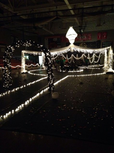 Night Of A Thousand Lights Prom, School Gym Dance Decorations, Decorated Gym For Prom, A Night To Remember Prom Theme, City Lights Dance Theme, The Great Gatsby Theme, Great Gatsby Prom, Prom Planning, Post Prom