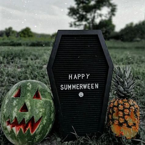 Spooky Summer Party, Spooky Summer Aesthetic, Summerween Aesthetic, Summerween Aesthetic Food, Summerween Outdoor Movie, Summerween Party, Bored Ideas, Spooky Summer, Days Till Halloween