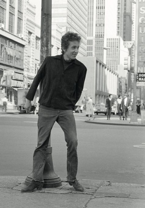 Dylan Core, 60s Fashion Icons, Robert Allen, Fashion Icons, Bob Dylan, Popular Music, Music Bands, Poets, Singer Songwriter