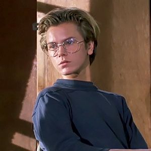 Danny Pope, Phoenix Actor, Running On Empty, 90s Actors, River Phoenix, The Secret History, Leonardo Dicaprio, Stand By Me, Celebrity Crush