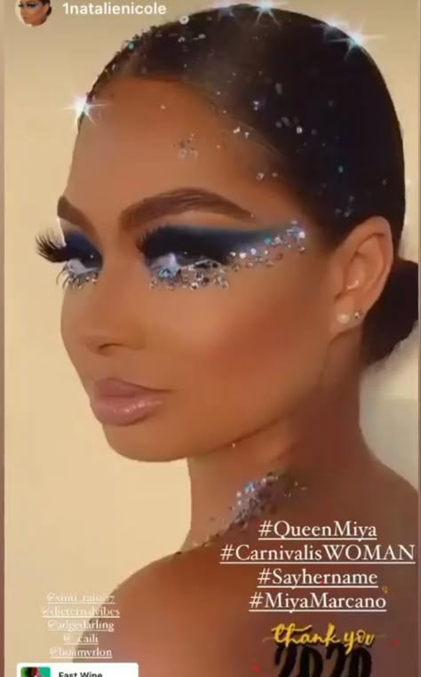 Coachella Makeup Black Women, Extra Birthday Makeup, Carribean Carnival Makeup, Oshun Goddess Makeup, Diamonds And Pearls Makeup, Gold Carnival Makeup, Caribbean Carnival Makeup Ideas, Miami Carnival Costumes, Mermaid Prom Makeup