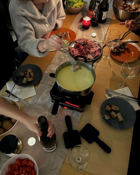 week 8/52: big birthday shenanigans ❤️🐀🥰 Fondue Raclette Party Ideas, Raclette Aesthetic, Fondue Aesthetic, Paris Dinner Party, Aesthetic Cookbook, Fondue Dinner Party, Raclette Dinner Party, Fondue Ideas, Meal Aesthetic