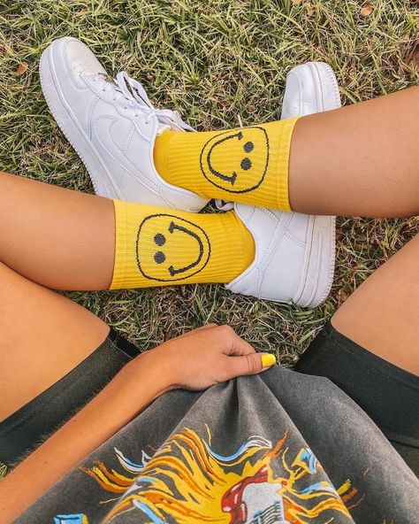 Funky Socks Outfit, Smiley Face Clothing, Smiley Face Socks, Clothes Clips, Face Socks, Yellow Smiley Face, Ribbed Socks, Orange Retro, High Top Converse