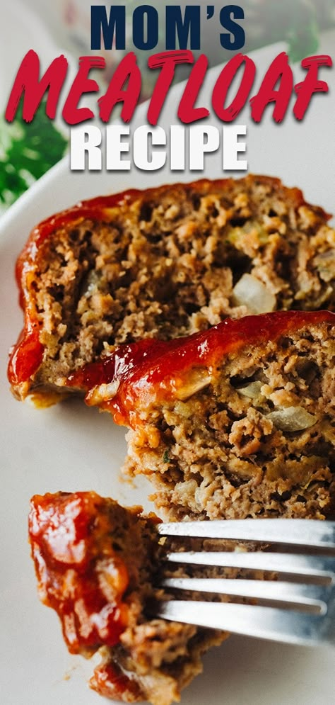 Mom's Meatloaf Recipe, Meatloaf Side Dishes, Traditional Meatloaf Recipes, Moist Meatloaf, The Best Meatloaf, Traditional Meatloaf, Classic Meatloaf Recipe, Good Meatloaf Recipe, Classic Meatloaf