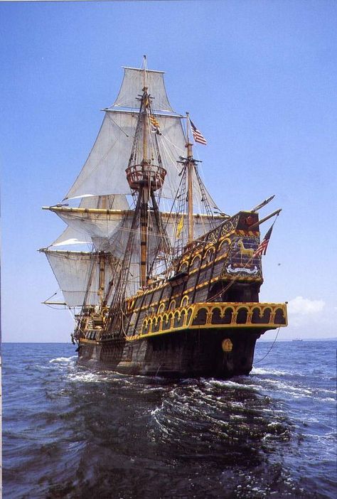 Replica of The Golden Hind. Sir Francis Drake's ship. Golden Hind, Hms Hood, Navi A Vela, Old Sailing Ships, Sailing Vessel, Ship Paintings, Pirate Life, Wooden Ship, Western Europe