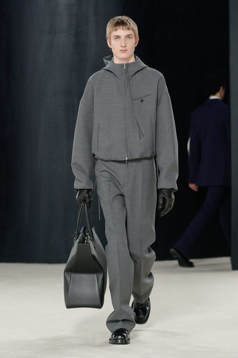 Ferragamo 2023, Ferragamo 2023 Spring Summer, Ferragamo Pre Fall 2023, Ferragamo Runway 2023, Mens Fall 2023 Runway, Red Pantsuit, Black Tracksuit, Ferragamo Men, London College Of Fashion