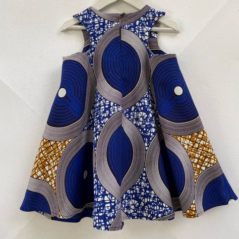 Kampala Style For Baby Girl, African Maternity, African Kids Clothes, Dakar Senegal, Ankara Clothing, Colorful Clothes, African Print Dress Ankara, African Dresses For Kids