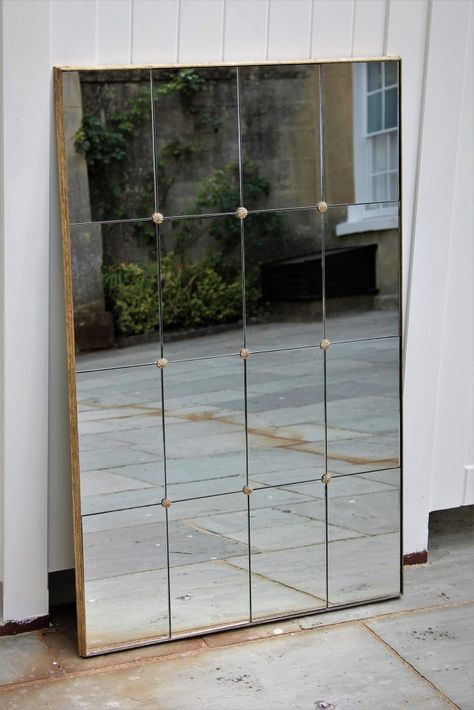 Bronze Mirror Panelling, Mirror Panelling, Mirror Wall Design, Mirror Panel Wall, Mirror Wall Panel, Glass Wall Design, Mirror Room Divider, Modern Classic Living Room, Bright Mirror