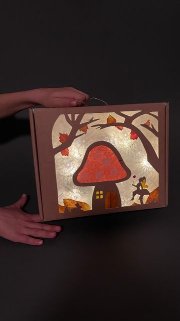 Linda on Instagram: "Diy fall leaf lantern.🍁🍂 St Martin is not far away and here is our simple version, made with a cardboard box. #homeschool_daily_apple #ministylemag #recycleandplay #kidscraftyplay #kidscrafts101 #creativeplayideasforkids #craftingideas #laternenfest #martinmas #waldorfinspired #lanterncraft #lanternwalk #sanmartino #fallcrafts #criançaenatureza #dettaglioperfetto #fantasyhasreallynolimits #bastelnmitnaturmaterialien #wearecardboardfolk #lantern #creainatura #stmartin St Martins Day Lanterns, Diy Puppets, Leaf Lantern, Nature Ideas, Lantern Craft, Puppets Diy, Puppet Crafts, Imaginary Play, Spring Crafts For Kids