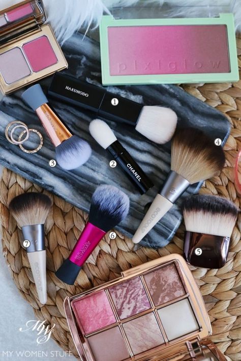 travel sized makeup brushes Travel Size Makeup Brushes, Good Sunscreen For Face, Chanel Brushes, Travel Size Makeup, Natural Hair Brush, Real Techniques Brushes, Face Brushes, Expensive Makeup, Travel Makeup Brushes