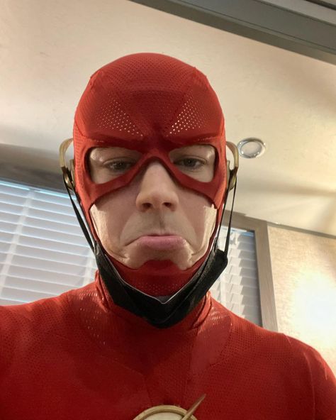 Grant Gustin Flash, Barry Allen The Flash, The Flash Poster, Flash Show, Flash Funny, Flash Costume, The Flash Grant Gustin, Candice Patton, Flash Tv Series