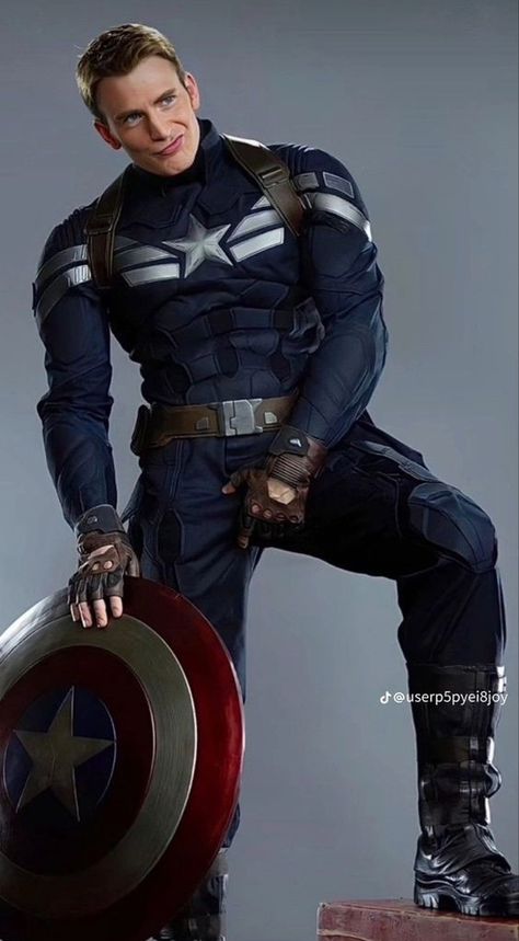 Chris Evans Wallpaper, Chris Evans Gay, Chris Captain America, Chris Evans Shirtless, Christopher Robert Evans, Steven Rogers, Captain Rogers, Avengers Captain America, Christopher Evans