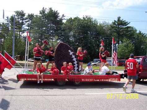 Homecoming Parade Float Ideas Theme Football, Parade Float Football Theme, Homecoming Cheer Float Ideas, Gold Parade Float Ideas, Football Parade Float Ideas Diy, Homecoming Float Ideas Cheerleaders, Cheer Homecoming Float Ideas, Cheer Parade Float Ideas, Cheer Float Ideas Parade