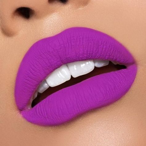 Lip Art Makeup, Batons Matte, Purple Lipstick, Lipstick Art, Lip Gloss Colors, Pink Lip Gloss, Kissable Lips, Best Lipsticks, Lip Kit