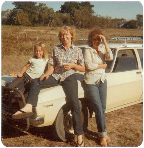 1970s rural australia Appalachian Gothic, Australia House, Rust Belt, Ethel Cain, American Gothic, Southern Gothic, Appalachian Mountains, Trailer Park, Home Photo