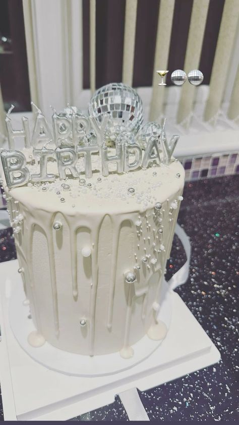 Birthday Cake With Disco Ball, Birthday Cake White And Silver, Silver 21st Birthday Cake, Disco Birthday Party Cake, Happy Birthday Aesthetic Wishes, Disco Pastel, Disco Party Cake, Funny Birthday Sayings, Disco Birthday Cake