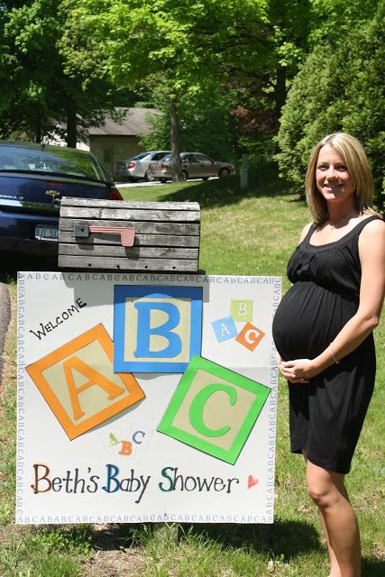 Rough Housing with the Rogers: ABC Baby Shower Alphabet Party, Abc Baby Shower, Sunshine Committee, Abc Party, Book Shower, Green Baby Shower, Party Projects, Baby Shower Inspiration, Shower Themes