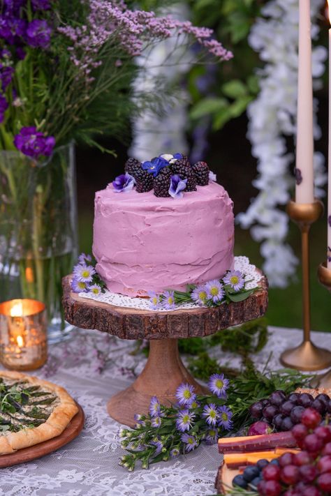 Blackberry Lavender Cake — My Moonstone Kitchen Practical Magic Cake, Ostara Cake, Blackberry Lavender Jam, Cranberry Kombucha, Blackberry Lavender, Lavender Jam, Healthy Birthday Cakes, Gingerbread Hot Chocolate, Night Picnic