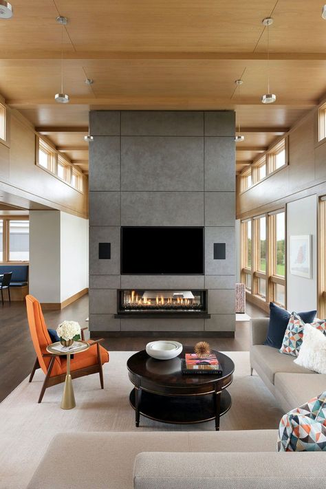 This modern-rustic prairie home in Minnesota is anything but ordinary Prairie Style Interior, Modern Prairie Style, Modern Prairie Home, Mid Century Modern Fireplace, Midwest Home, Modern Prairie, Prairie Home, Prairie Style, Farmhouse Style House