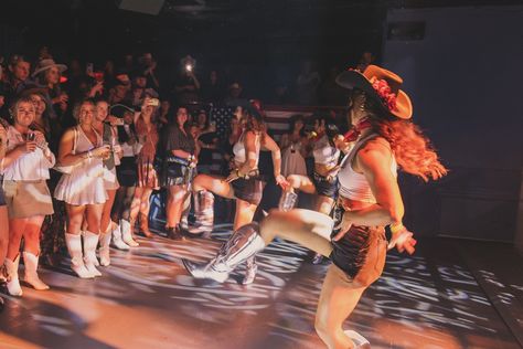 We had such a great time this past month teaching line dancing and greeting guests at @lilnashvilleuk 🎸🌹 See y’all at their next pop ups in Nov & Dec - and don’t forget to bring your dancing boots 💃👢 #linedancing #linedancelessons #linedancinglondon #linedancinguk #lilnashville #ukcountry #countrydancing Line Dance Aesthetic, Line Dancing Aesthetic, 2025 Journal, Country Line Dancing, Prayer Vision Board, Summer 25, Journal Collage, Grand Ole Opry, Dancing Aesthetic