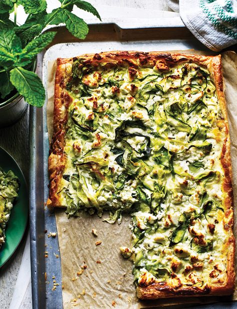 Behold, our summery courgette, feta and mint tart. Have a slice on us Tart Recipe, Quiche Recipes, Snacks Für Party, Picnic Foods, Veg Recipes, Tart Recipes, Veggie Dishes, Meat Free, Greek Recipes