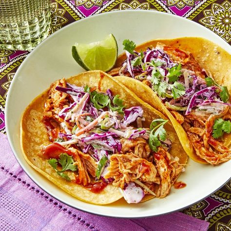 instant pot bbq chicken tacos recipe Bbq Chicken Tacos, Instant Pot Bbq Chicken, Recipes Using Rotisserie Chicken, Chicken Taco Recipes, Easy Slow Cooker Recipes, Taco Recipes, Rachael Ray, Chicken Tacos, Bbq Chicken