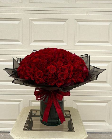 100 Roses Bouquet Gift, Giant Rose Bouquet, 100 Red Roses Bouquet, Korean Florist, 100 Roses Bouquet, Bouquet Wrapping Paper, Roses Bouquet Gift, 100 Roses, Luxury Bouquet