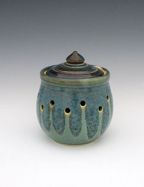 Garlic Keeper Jar, Jade Green and Blue Lidded Jars Pottery, Garlic Keeper, Pottery Jars, Pottery Kit, Green Garlic, Ceramic Glaze Recipes, Ceramic Boxes, Slab Pottery, Functional Pottery