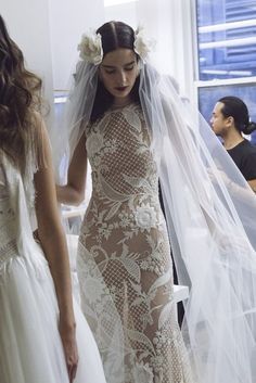 Naeem Khan Bridal Spring 2017 / Wedding Style Inspiration | The Lane Naeem Khan Bridal, Wedding Style Inspiration, Naeem Khan, Couture Bridal, Bridal Fashion Week, Vestidos Vintage, Moda Vintage, Angkor, Bridal Inspiration