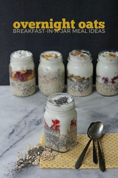 Overnight Oats in a Jar Even though I'm technically a stay-at-home mom, I find myself hustling my crew out the door 4-5 mornings a week. Breakfasts often consist of granola bars flung to the backseat but these are the perfect solution! #breakfast #oats Overnight Oats Healthy Clean Eating, Mic Dejun Rapid, In A Jar Recipes, Oats In A Jar, Mason Jar Breakfast, Oatmeal In A Jar, Overnight Oats In A Jar, Breakfast Oats Overnight, Breakfast In A Jar