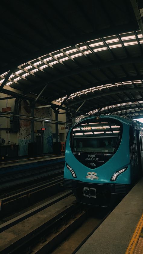 Kochi Snapchat Story, Kochi Metro Aesthetic, Kochi Metro, Iyyapan Images Hd Wallpaper, Black And Purple Wallpaper, Bangalore City, City Life Photography, Lionel Messi Fc Barcelona