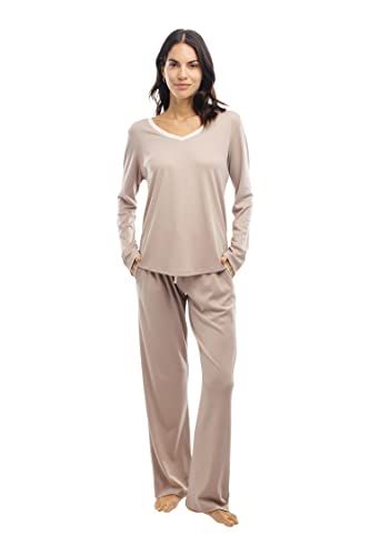 Sleepwear Women Nightwear, Ladies Sleepwear, Cut Shirt, Women's Sleepwear, Women's Pajamas, Stylish Coat, Soft Pajamas, Dress The Population, Loungewear Sets