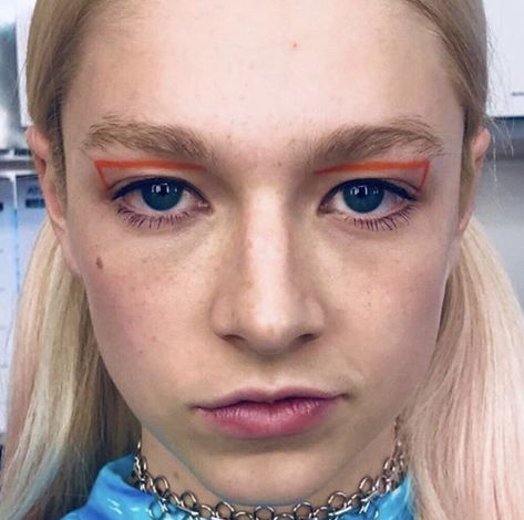 Makeup on Hunter Schafer (Jules) for HBO’s Euphoria by Doniella Davy Euphoria Makeup Hunter Schafer, Doniella Davy Makeup, Jules Makeup Looks, Euphoria Makeup Jules, Jules Makeup Euphoria, Hunter Schafer Makeup, Euphoria Make Up Looks Jules, Doniella Davy, Jules Euphoria Makeup