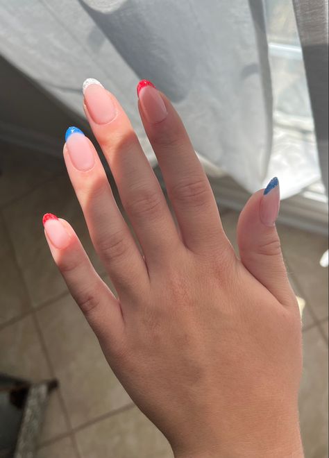 Beach And 4th Of July Nails, 4th Of July Nails Almond Short, Red And Blue Almond Nails, Subtle 4th Of July Nails Almond, Nail Inspo 4th Of July, Usa Nails 4th Of July, Subtle Fourth Of July Nails, Fourth Of July Nails Acrylic, Fourth Of July Nails Easy