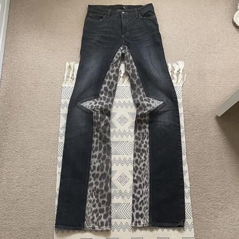 Black Straight Jeans, Remake Clothes, Cavalli Jeans, Diy Clothes Design, Denim Diy, Upcycled Fashion, Jeans Diy, Cute Jeans, Just Cavalli