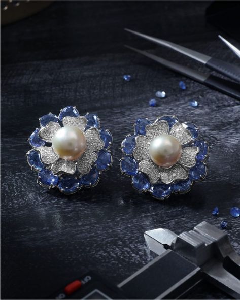 Unique Pearl Earrings, Real Diamond Earrings, Diamond Tops, Diamond Earrings Design, Sapphire And Diamond Earrings, Pearl And Diamond Necklace, Fine Jewelery, Jewellery Brand, Diamond Jewelry Designs