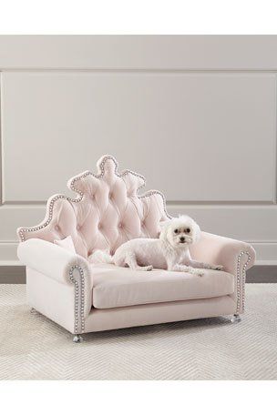 Fancy Dog Beds, Dog Bedroom, Cute Dog Beds, Chien Shih Tzu, Puppy Room, Bed Luxury, Haute House, Dog House Diy, Fancy Dog