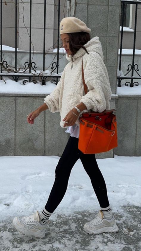 Beige kangol cap, white sneakers, white faux fur jacket Kangol Caps, White Faux Fur Jacket, Cap White, White Faux Fur, Faux Fur Jacket, Fur Jacket, White Sneakers, Sneakers White, Faux Fur