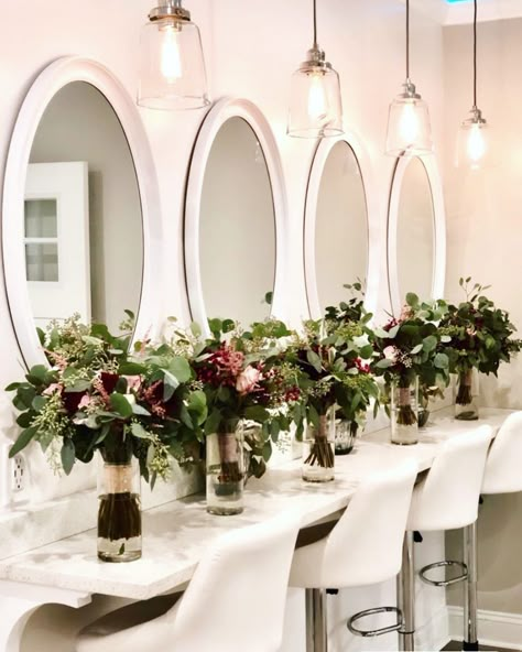 Bridal Suite Makeup Station, Bridal Suite Ideas Wedding Day Decor, Mobile Bridal Suite, Bridal Suite Design, Wedding Get Ready Room, Chalet Remodel, Bridal Getting Ready Room, Bridal Getting Ready Room Decor, Bridal Suite Ideas Wedding Day