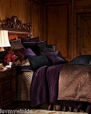 RALPH LAUREN NEW BOHEMIAN BLACK PAISLEY VELVET KING QUILT *NEW* $525 Purple And Gold Bedroom, Bohemian Bed, Paisley Duvet, Bedroom Purple, Masculine Bedroom, Moody Bedroom, Purple Bedding, Purple Bedroom, New Bohemian