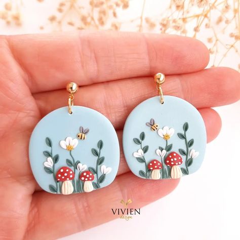 Bee Clay Earrings, Cottagecore Clay, Mushroom Clay Earrings, Bee Clay, Mushroom Clay, Polymer Clay Beads Diy, Earrings Mushroom, Polymer Clay Kunst, Earrings Cottagecore