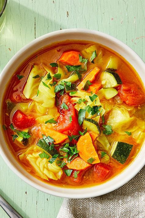 Whole30 Soups, Food Savory, Healthy Soups, Yum Recipes, Delicious Soup Recipes, Vegan Nutrition, Cauliflower Soup, Dog Gate, Cabbage Soup