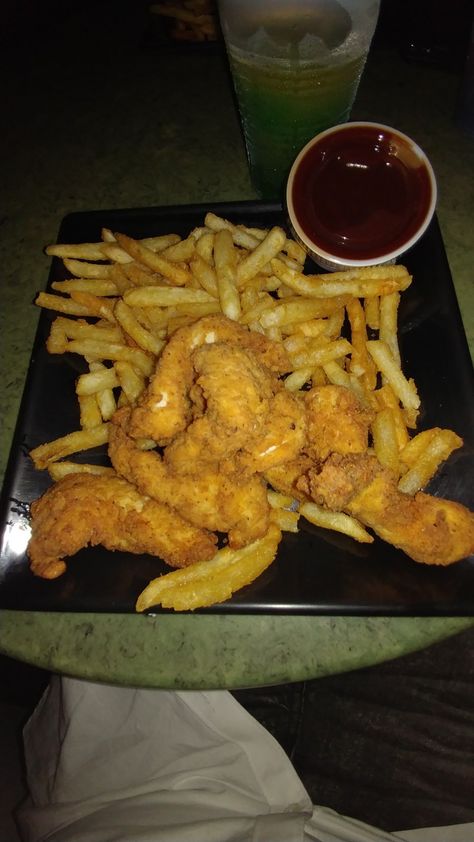 Chicken Tenders and Fries at Wet Wllies, South Beach. Chicken Tenders And Fries, Tenders And Fries, Florida Travel Guide, Chicken Tenders, Florida Travel, South Beach, Chicken Wings, Travel Guide, Florida