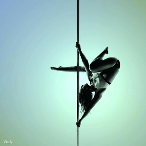 Pole Dance Poses Photo Shoots, Flour Photoshoot, Pole Dance Photography, Pole Shapes, Pole Poses Photo Shoots, Pole Photography, Pole Photoshoot, Pole Poses, Pole Inspiration