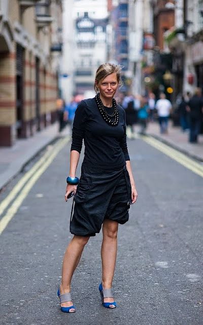 August Dress, Vanessa Jackman, Elegant Summer Dresses, About A Girl, Blue Suede Shoes, London Street Style, London Street, Student Fashion, Casual Chic Style