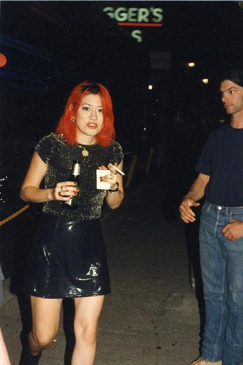 miki berenyi/ LUSH Miki Berenyi, Skater Girl Outfits Grunge, 90s Grunge Hair, Grunge 90s, Grunge Look, Grunge Goth, 90s Grunge, Mode Inspo, Grunge Hair